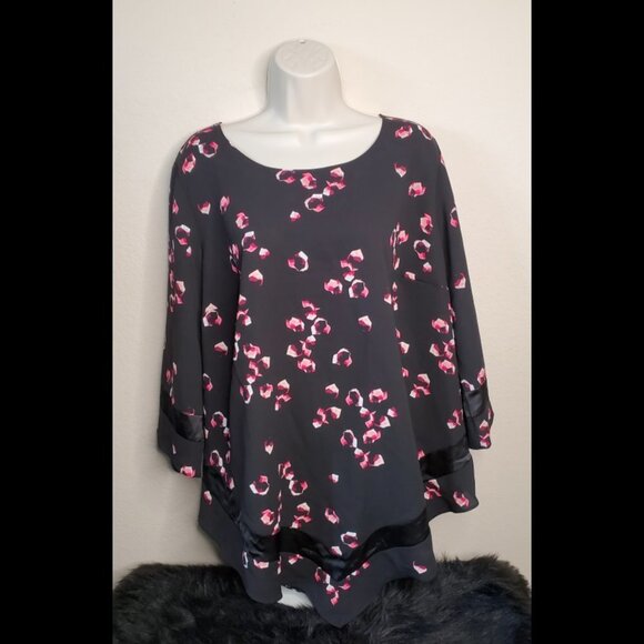 Alfani Charmeuse V-Hem Floating Geode Top Plus - Picture 4 of 6